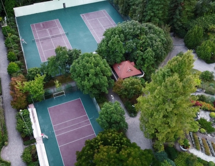 Открытые теннисные корты - Комплекс ODISSEYA Wellness Resort / Одиссея Велнес Резорт